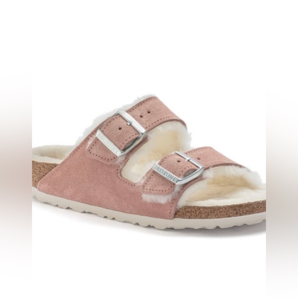 Arizona Shearling Lined Suede Birkenstock Sandals in Blush.  Size 38
